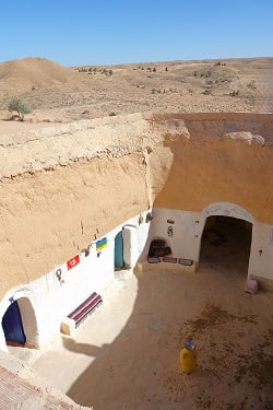 マトマタの穴居住宅