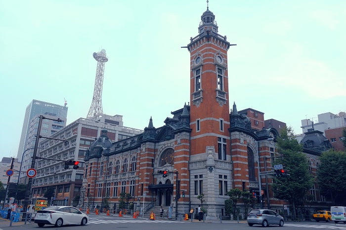 横浜開港記念館の外観